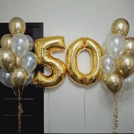 Композиция из шаров на 50 лет "Золото"